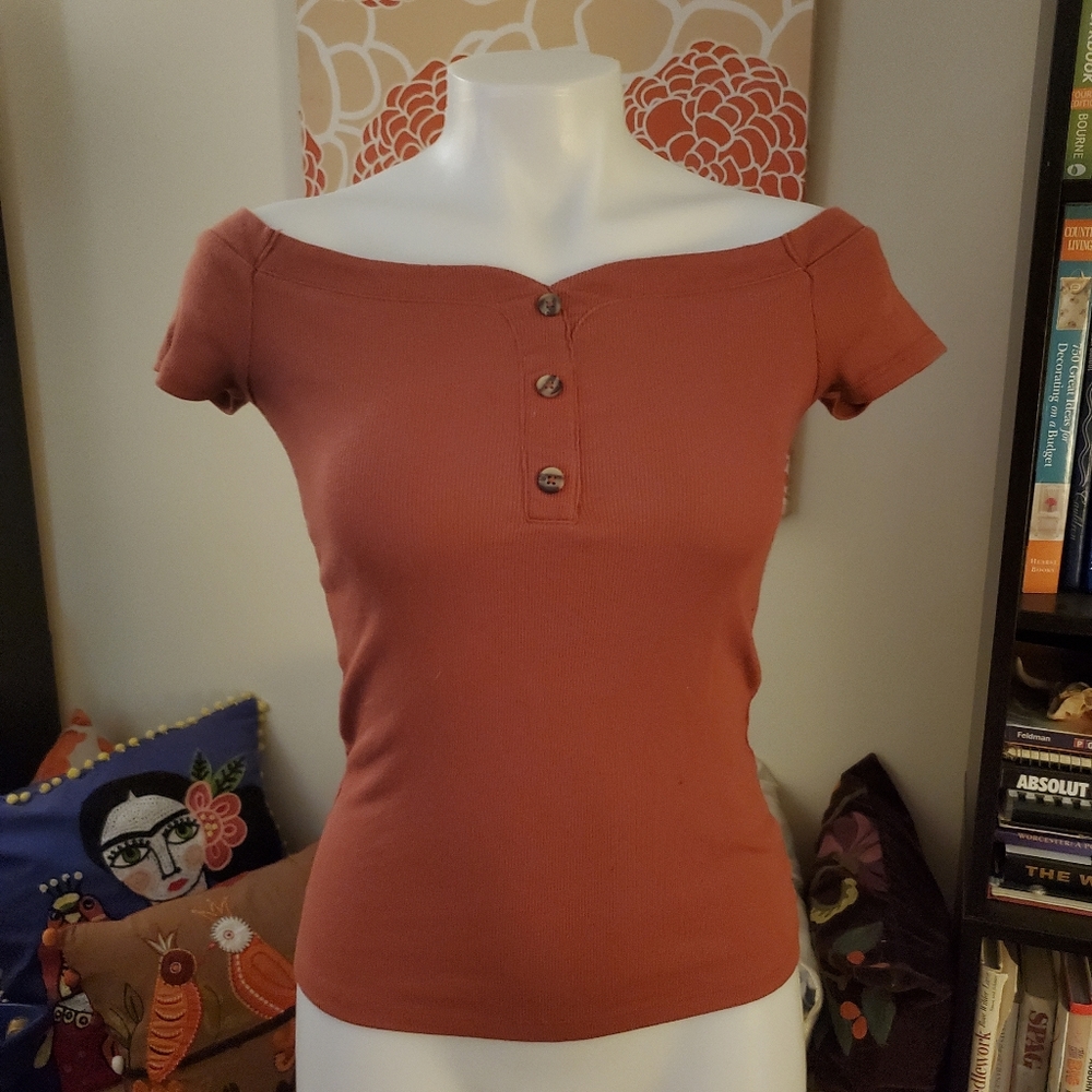 AERO Boat Neck Top